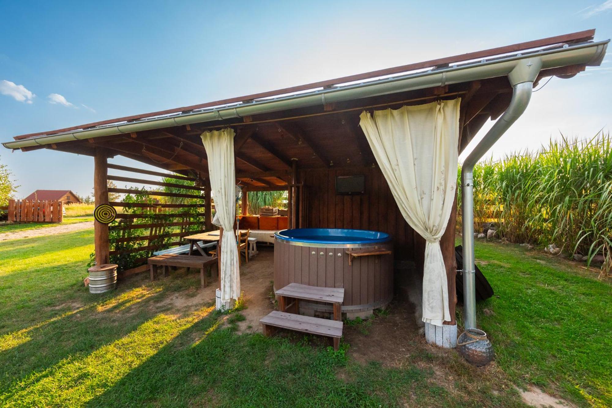 Villa Nad Stawem Bogaczewo Güldenboden Exterior foto